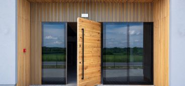 Drzwi na zawiasie Pivot